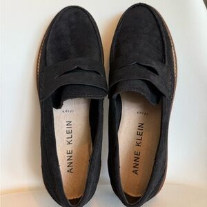 Anne Klein Black Loafers